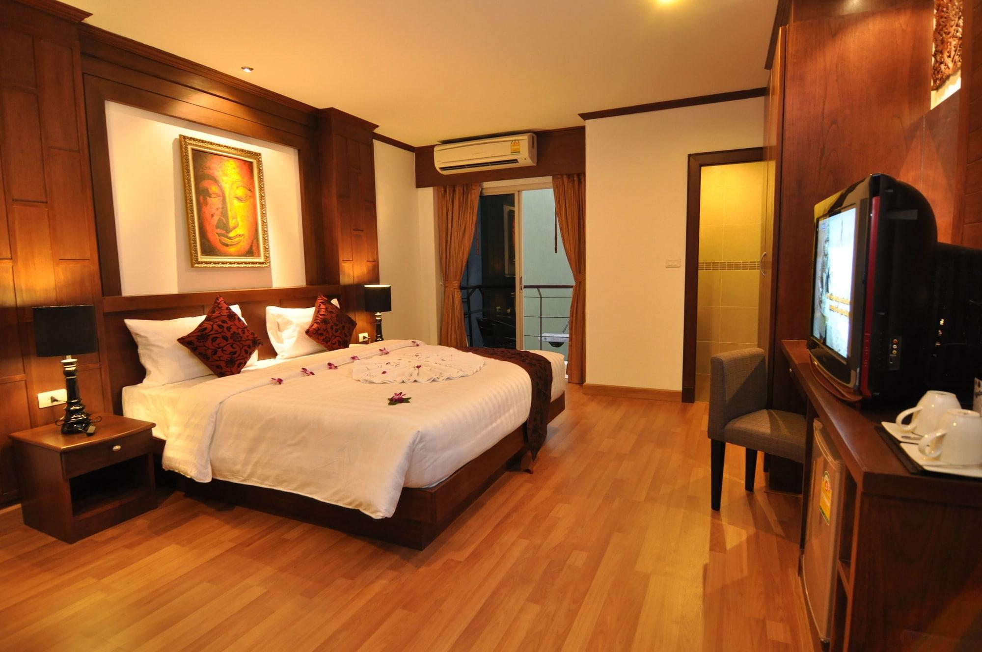 Hemingway'S Hotel Patong Quarto foto